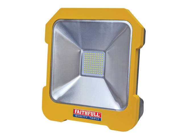 FPPSLTL20L - SMD LED Task Light with Power Take Off 20W 110V